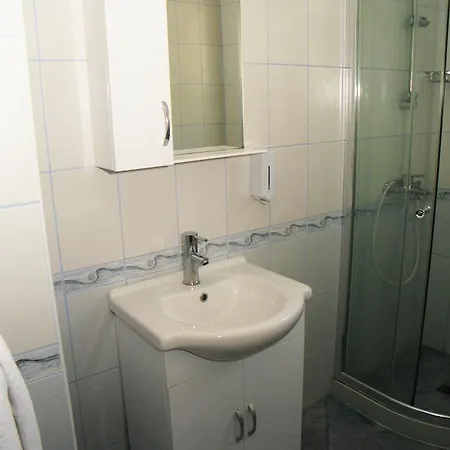 Guest house Iris 3*